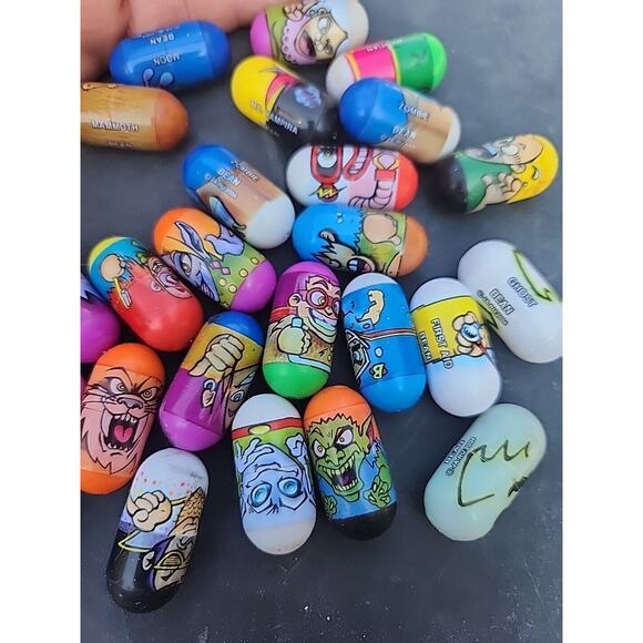 Mighty Beanz lot 28 Total 2004, I Know Nothing About Them Please See Photos - Picture 3 of 8